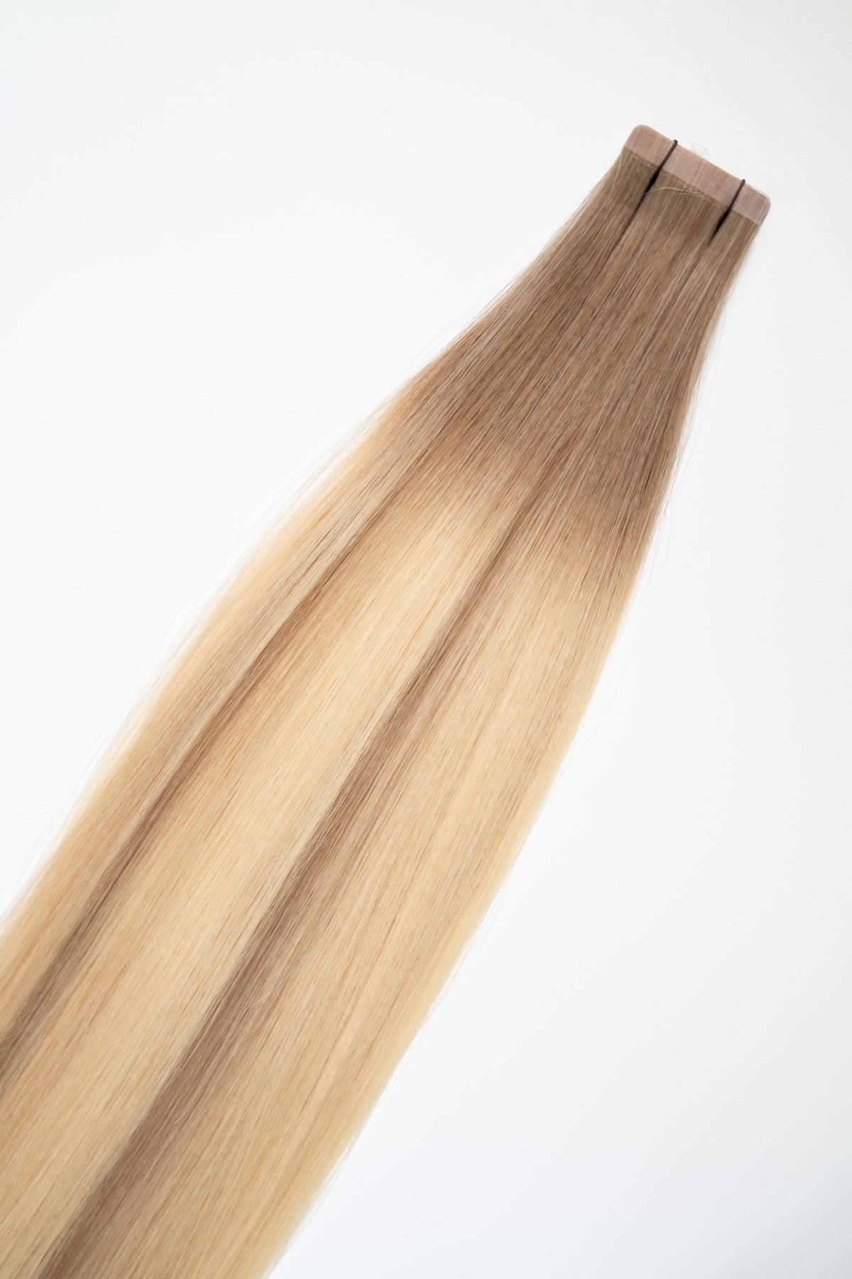 Perlino (#10/8CBL) Tape-In tape-in hair extensions