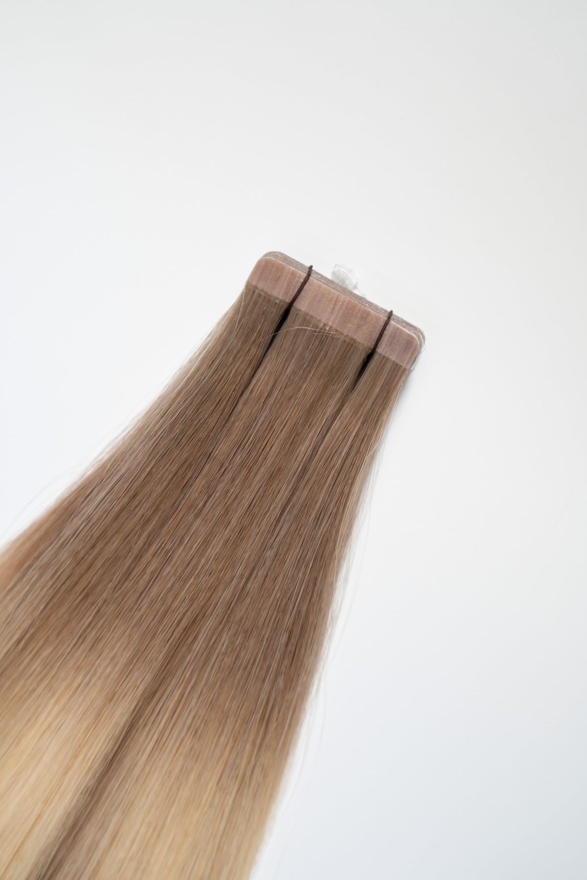 Perlino (#10/8CBL) Tape-In tape-in hair extensions