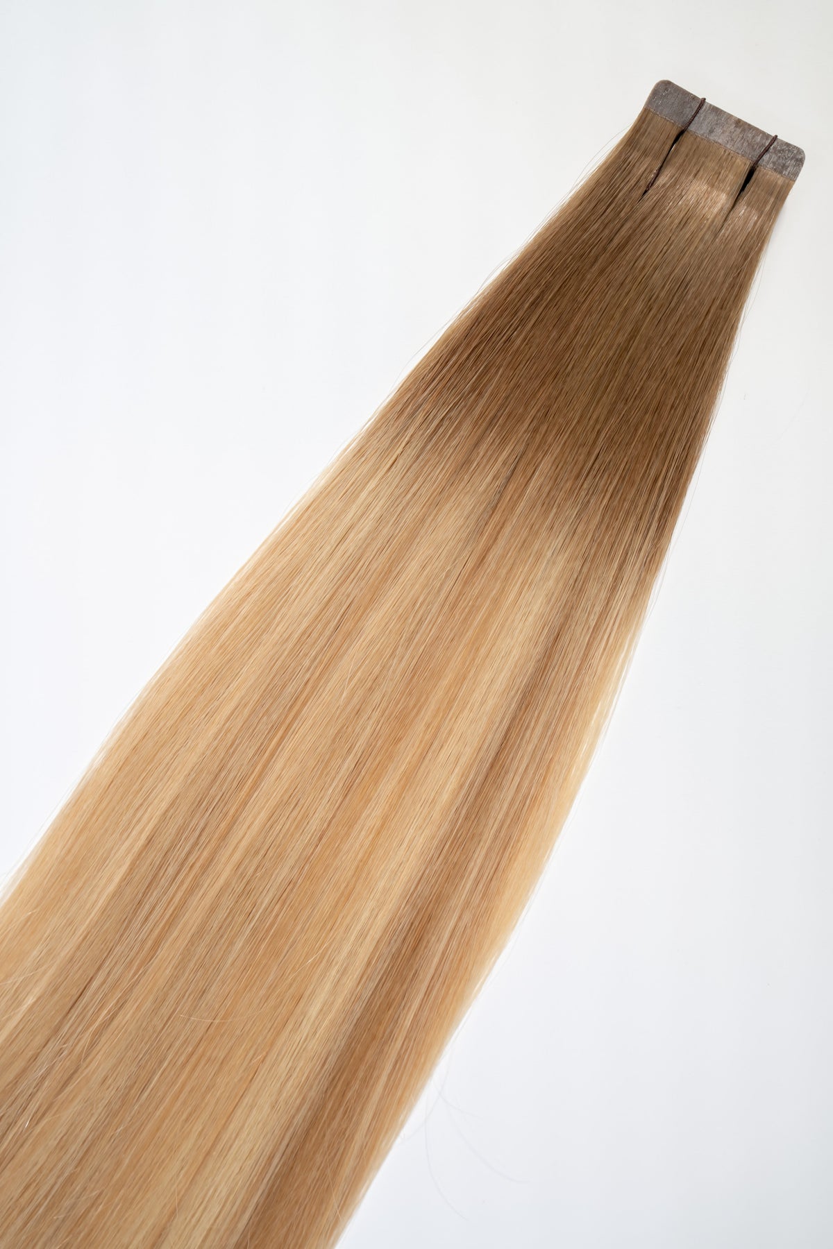 Perlino (#10/8WBL) Tape-In tape-in hair extensions