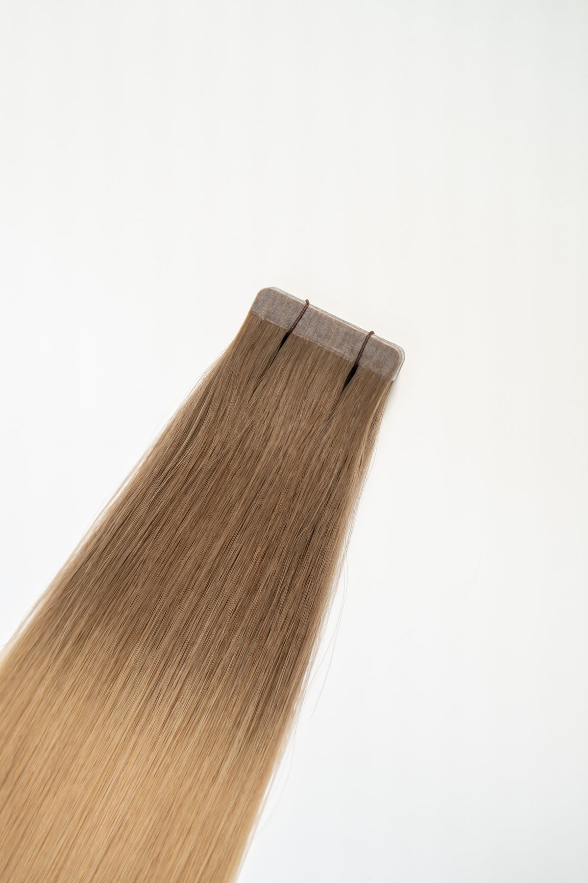 Perlino (#9WBL) Tape-In tape-in hair extensions