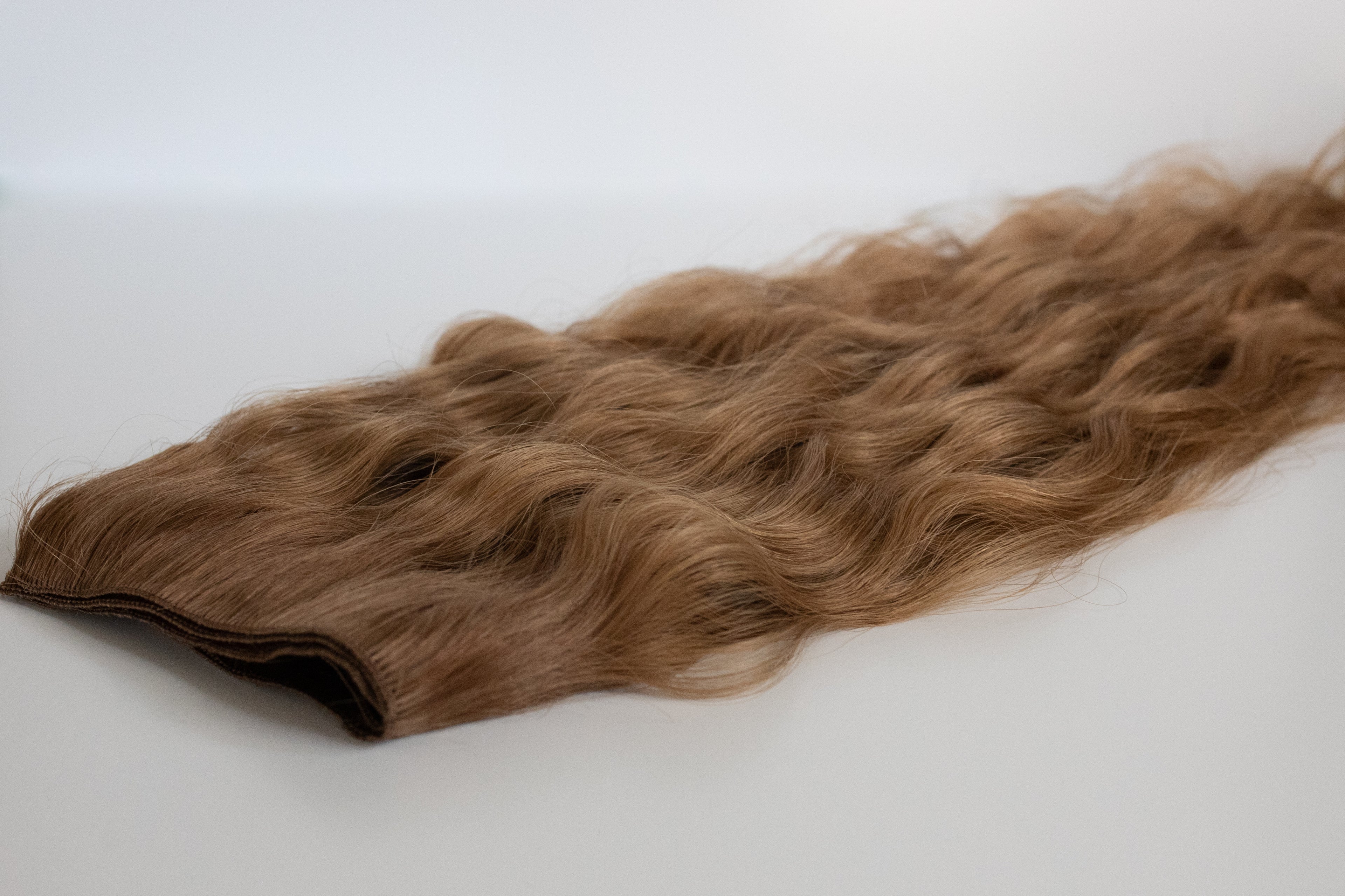 Beach Wave Hand Tied Weft - 8G (Golden Blonde)